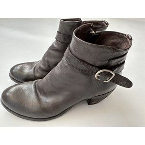 Officine Creative Zip Up Leather Ankle Boots Black size 37